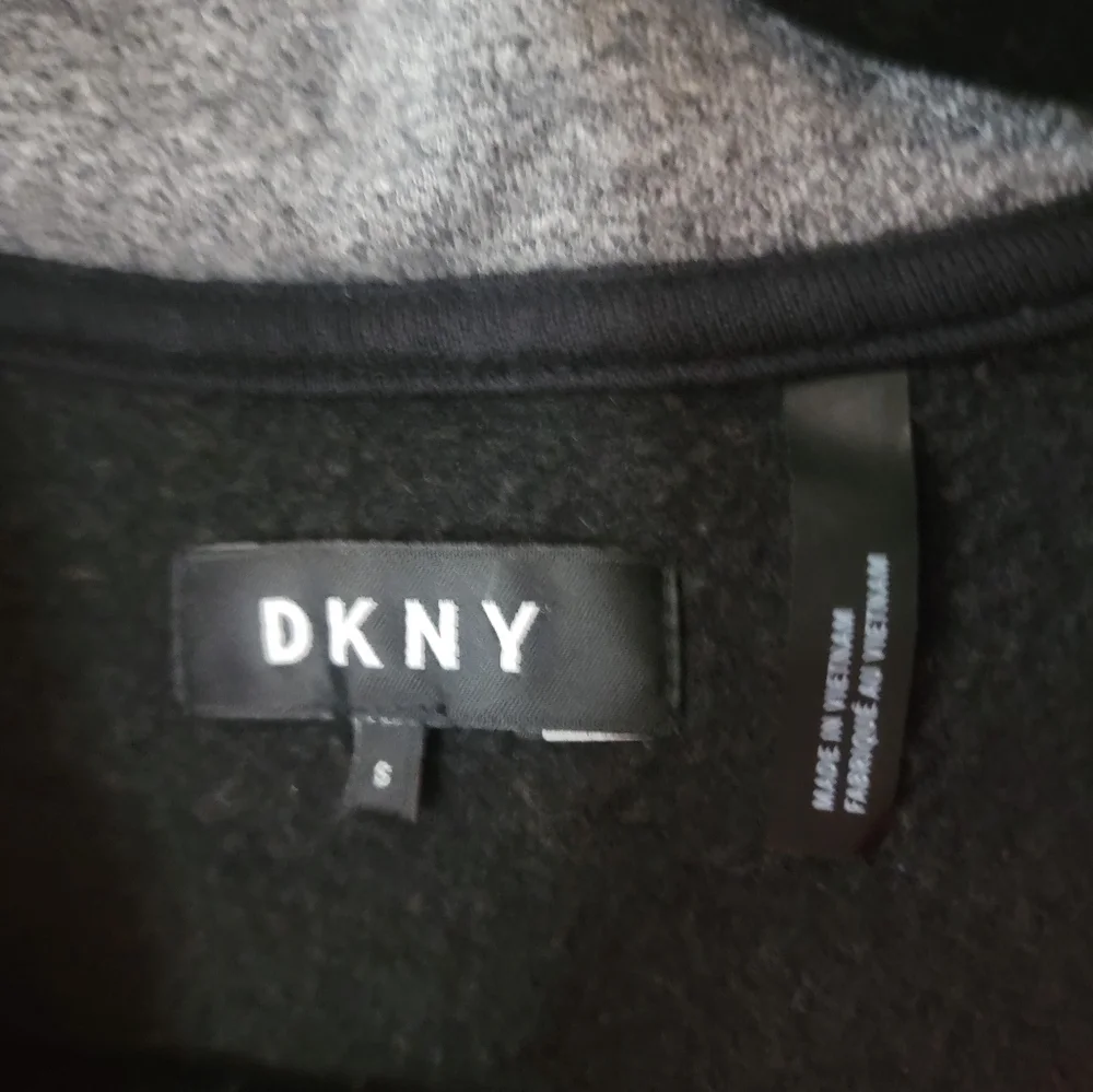 DKNY HOODIE Pullover red/ black size Small.